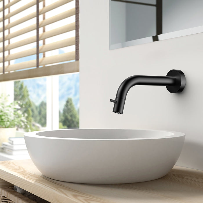 STRIA KOUDWATERKRAAN - WANDMONTAGE - INKORTBAAR - KNOP MET VERFIJNDE RIBBELSTRUCTUUR - ZONDER AFVOERPLUG - MAT ZWART (PVD)